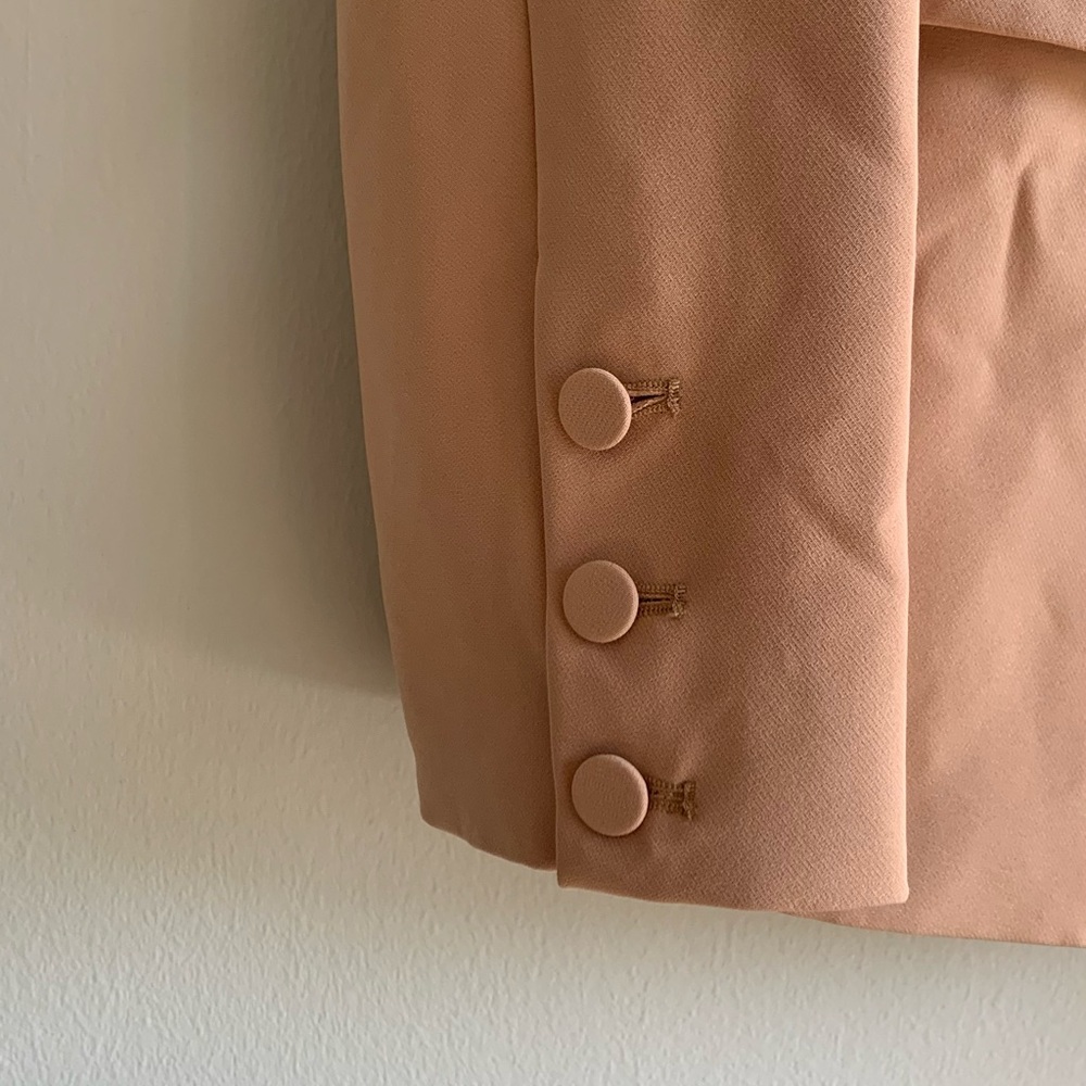 Revolve Camila Coelho Morena Blazer Nude Toffee Medium NWT Oversize Fit - Picture 9 of 11